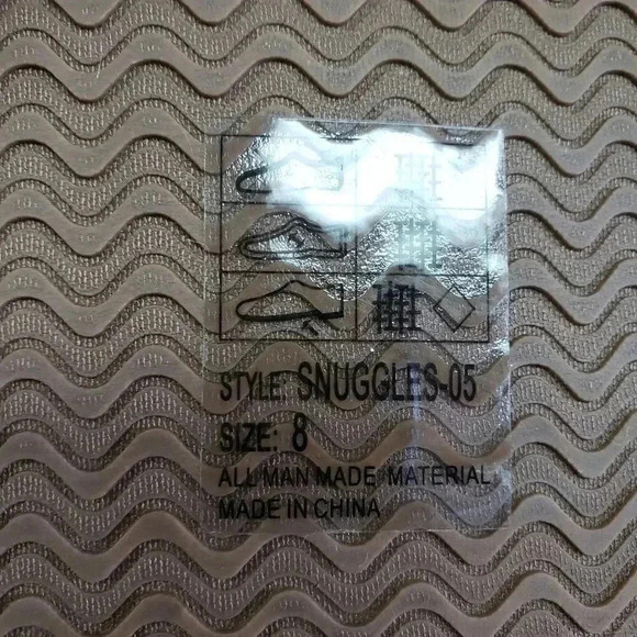 Yoki Snuggles - 05 Leopard Print - Picture 4 of 8